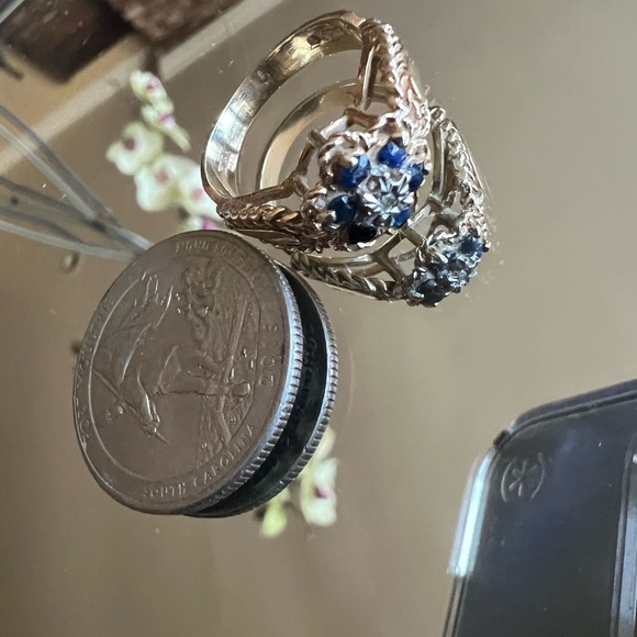 Vtg 10k yellow gold sapphire diamond Italian ring⭐️ - Picture 5 of 13